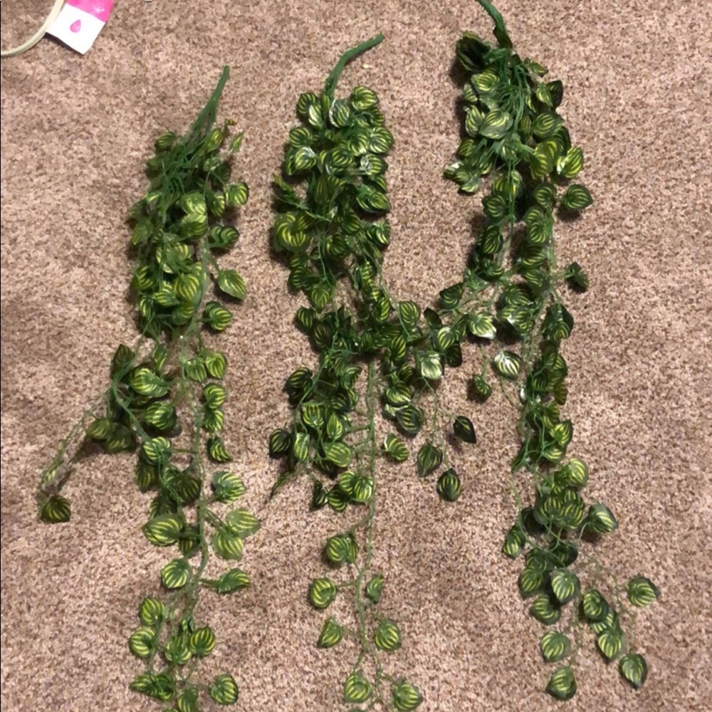 Fake hanging vine plants